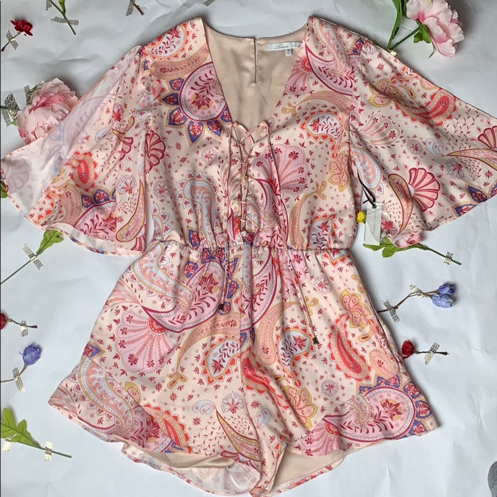 Lovers + Friends paisley split sleeve